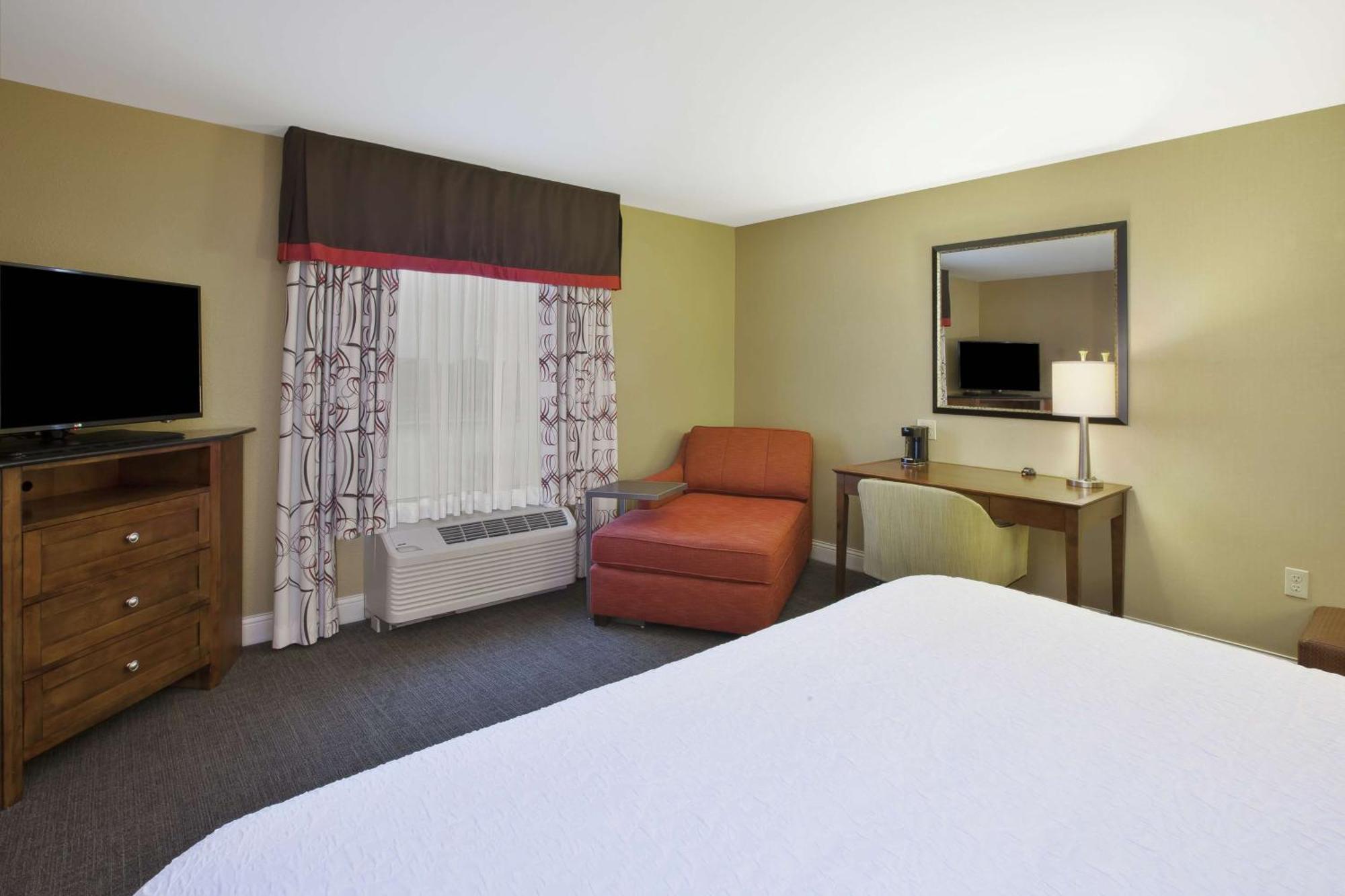 Hampton Inn & Suites Wichita-Northeast Exterior foto