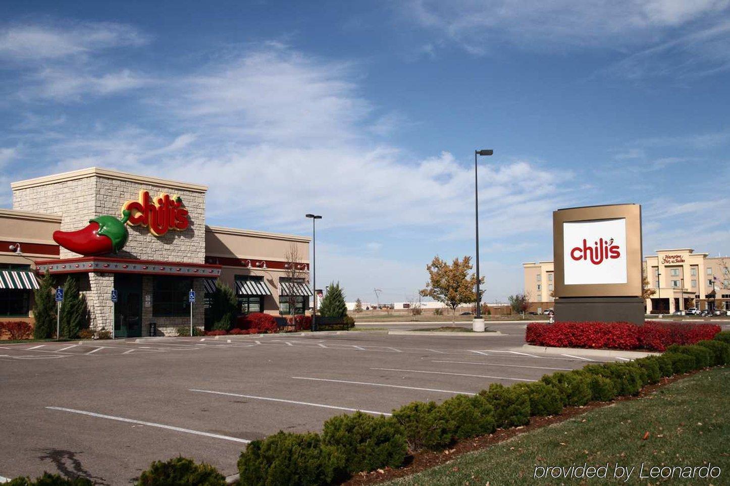 Hampton Inn & Suites Wichita-Northeast Comodidades foto