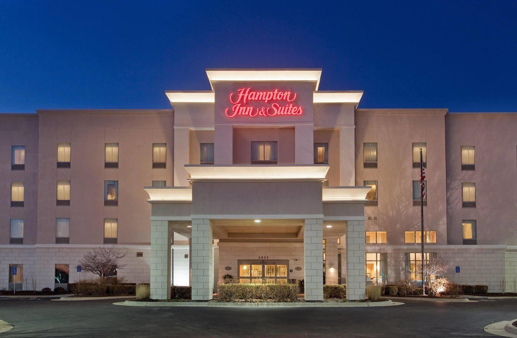 Hampton Inn & Suites Wichita-Northeast Exterior foto